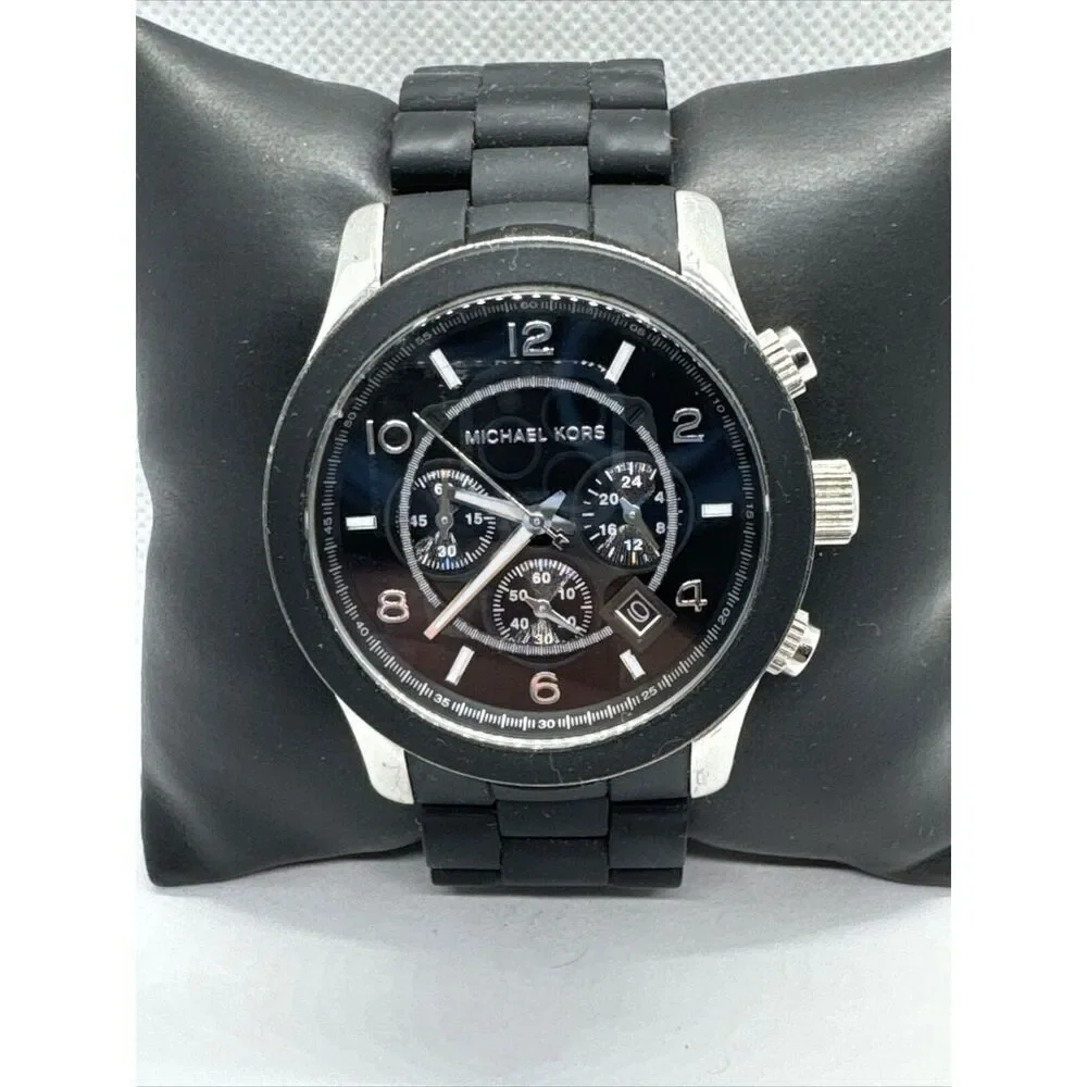 Michael Kors Runway MK8107 Men Analog Black Chronograph Dial Quartz Watch JNA836
